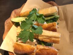 -大头虾越式风味餐厅(光明广场店)