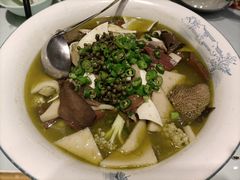 青椒毛血旺-水岸小城故事(堤口路店)