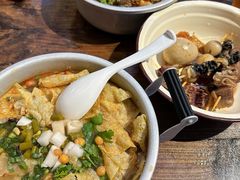 -丽丽三鲜螺蛳粉(田林路店)