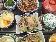 -8PINTS八品脱·日料·烧鸟·精酿小酒馆(莘庄店)