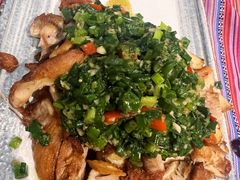 -香巴拉云南餐厅(华莱坞店)