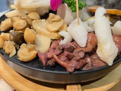 -一朵菌·野生菌探索家火锅(南亚店)
