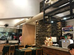 -广东仔港式茶餐厅(银泰店)