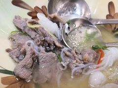 -正宗鸡饭粤香酒家(朱村店)