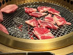 -铭牛烧肉·和牛海鲜自助(高新月牙湖店)