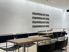 -M Stand(宁波万象城店)