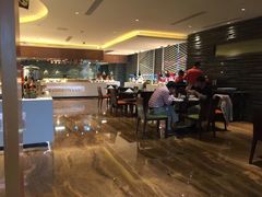 -厦门海沧正元希尔顿逸林酒店開全日餐厅
