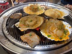 -围炉肉舍•炭烤活鳗•丹东海鲜烤肉(步行街店)