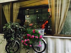 -翠湖湾海鲜音乐餐厅