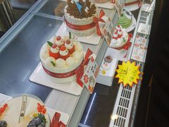 -花花卷卷·鲜食蛋糕(静安久光百货店)