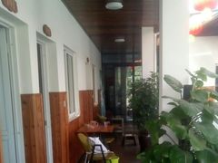 -李东农庄(中南百草园地标店)