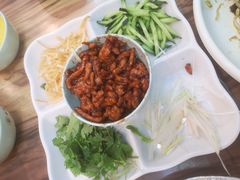 -合合春饼·酱骨·东北菜(潘家园店)
