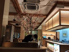 -蜜桃餐厅·伴山(湖滨商业街店)