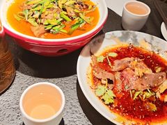 -万重锦·人文川菜馆(骡马市店)