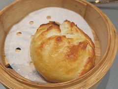 烤破酥包-云海肴·汽锅鸡·云南菜(高德置地店)