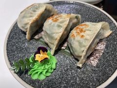 -德兴show鲜·蒸汽海鲜火锅餐厅(格创悦里店)