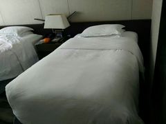 -广州天河希尔顿酒店