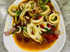 -四川小胡子海鲜(丁村万人海鲜广场店)