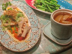 -粤·向群饭店(麓景路店)