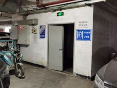 -鑫朱雀农贸批发市场