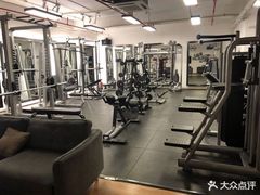 -YCHL Studios健身工作室(市二宫店)