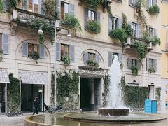 -10 Corso Como