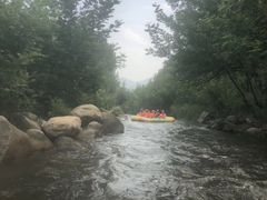 -尧山大峡谷漂流