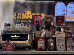 -LAVAZZA拉瓦萨咖啡(中航城君尚购物中心店)
