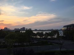 -上海滴水湖皇冠假日酒店