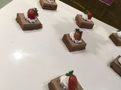 -汉巴9号自助餐厅(新潮尚品超市店)