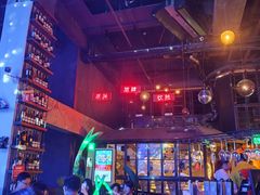 -胡桃里乐队酒馆(广州塔店)