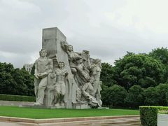 -上海市龙华烈士陵园