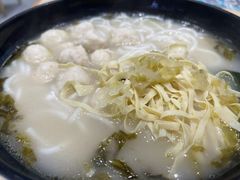 -灵芝妹子海鲜米线(凯德和平广场店)