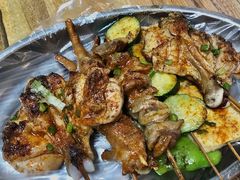 -雷老虎烧烤(西街店)