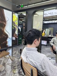 -藤野造型•烫染专业店