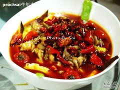 麻辣馋嘴牛蛙-小巴辣子川湘菜餐厅(星游城店)