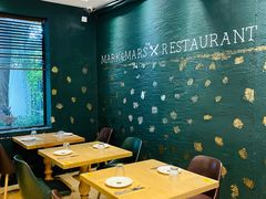 -Mark&Mars Restaurant