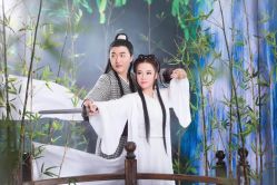 点击看大图 -九月鹰飞汉服摄影工作室