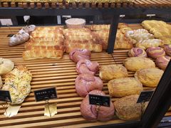 -焙丽拾光(麦凯乐直营店)