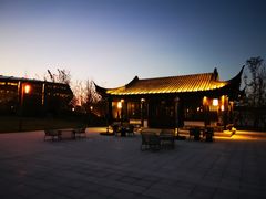 -上海滴水湖皇冠假日酒店