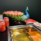 牛老捞火锅｜四宫格锅底，满足多口味的你💋