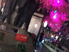 -韵秋荷(宝山龙湖天街店)