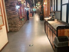 -宝燕海货工场(长江国际店)