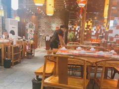 大堂-月满大江经典成都火锅(麻城店)