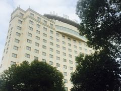 -山明水秀大饭店