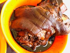 -东海岸人工湖美食村