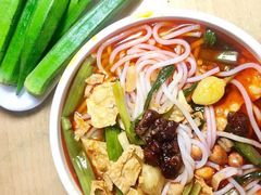 -裕新楼粉面馆·石磨手工粉(四方坪店)