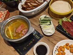 -龙聚德北京烤鸭(沙坪坝华宇A馆店)