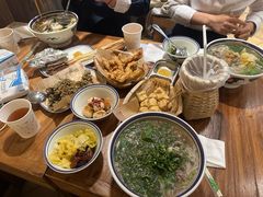 -云阿蛮云南生烫牛肉米线(奉贤路店)