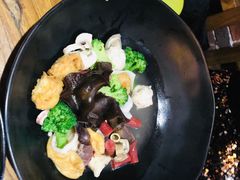 -万记麻辣烫国展总店